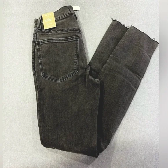 Madewell High Rise Skinny Jeans 24 NWT Washed Black Distressed Magic Pockets - Picture 7 of 8